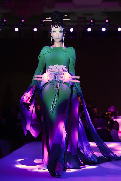 高端服装品牌Heaver Gaia盖娅传说”“天衣”系列服装定制发布会