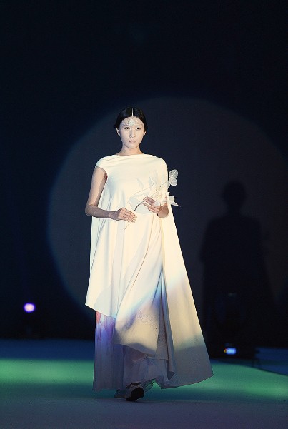 高端服装品牌Heaver Gaia盖娅传说“天衣”系列服装定制发布会