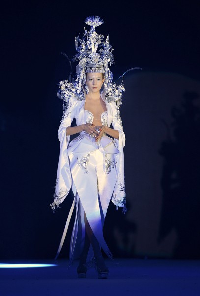 高端服装品牌Heaver Gaia盖娅传说“天衣”系列服装定制发布会