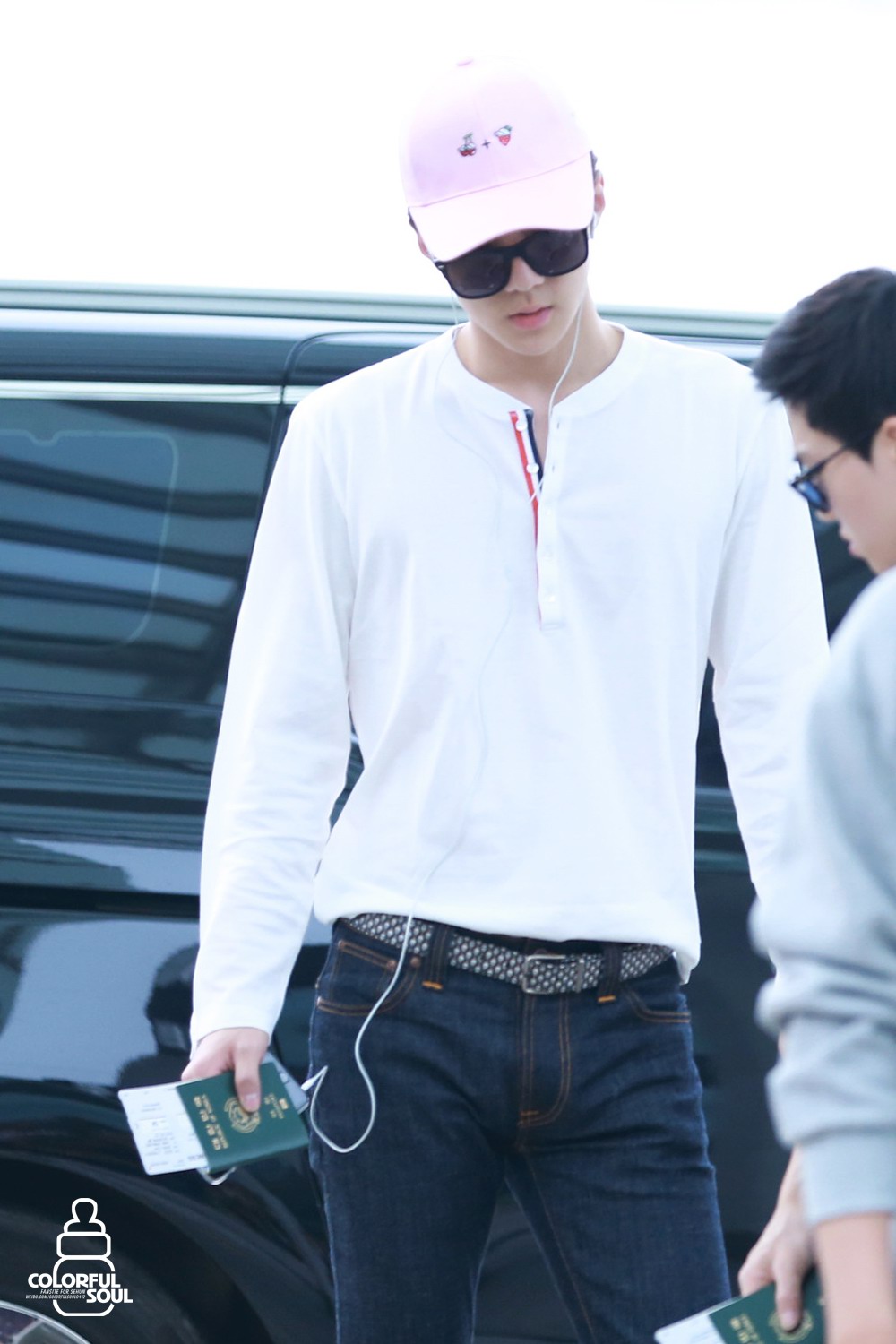 EXO吴世勋机场酷照集锦