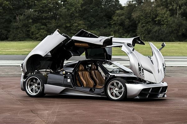 Pagani Huayra 开启北美销售首部曲