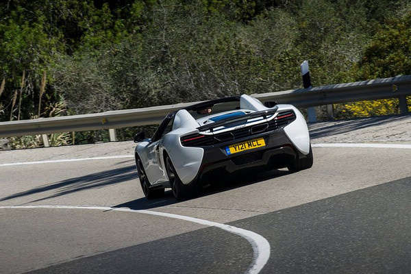 McLaren 650S Spider 狂野上空美学