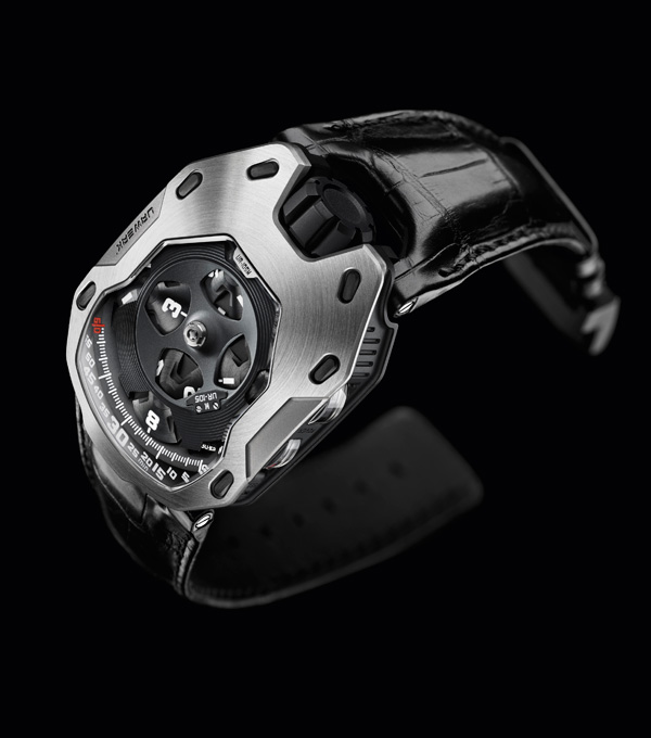 URWERK UR-105M：铁甲骑士，时间之光