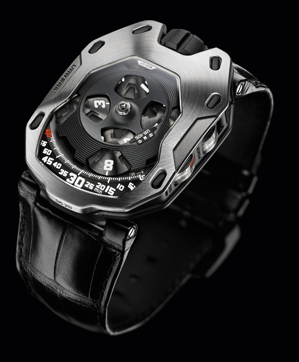 URWERK UR-105M：铁甲骑士，时间之光