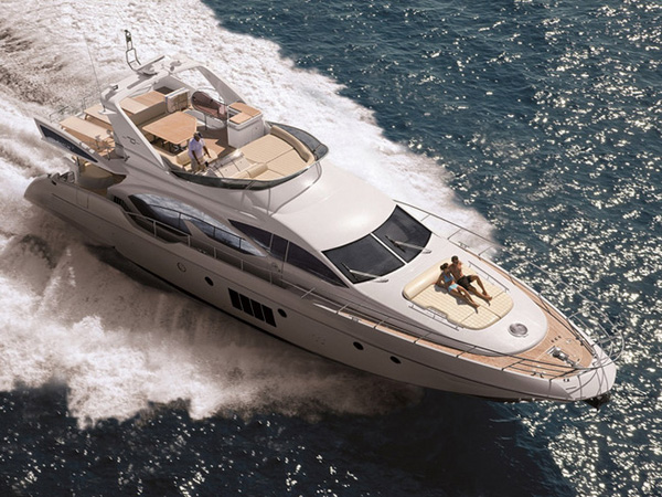 Azimut 70：意大利的率性绅士