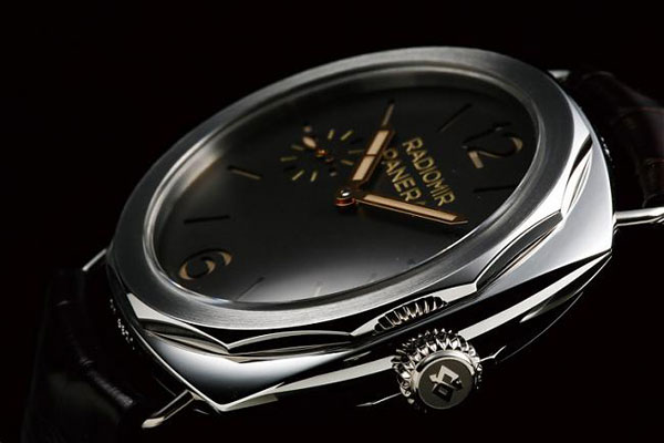 PANERAI 沛纳海：最纯正的海军表