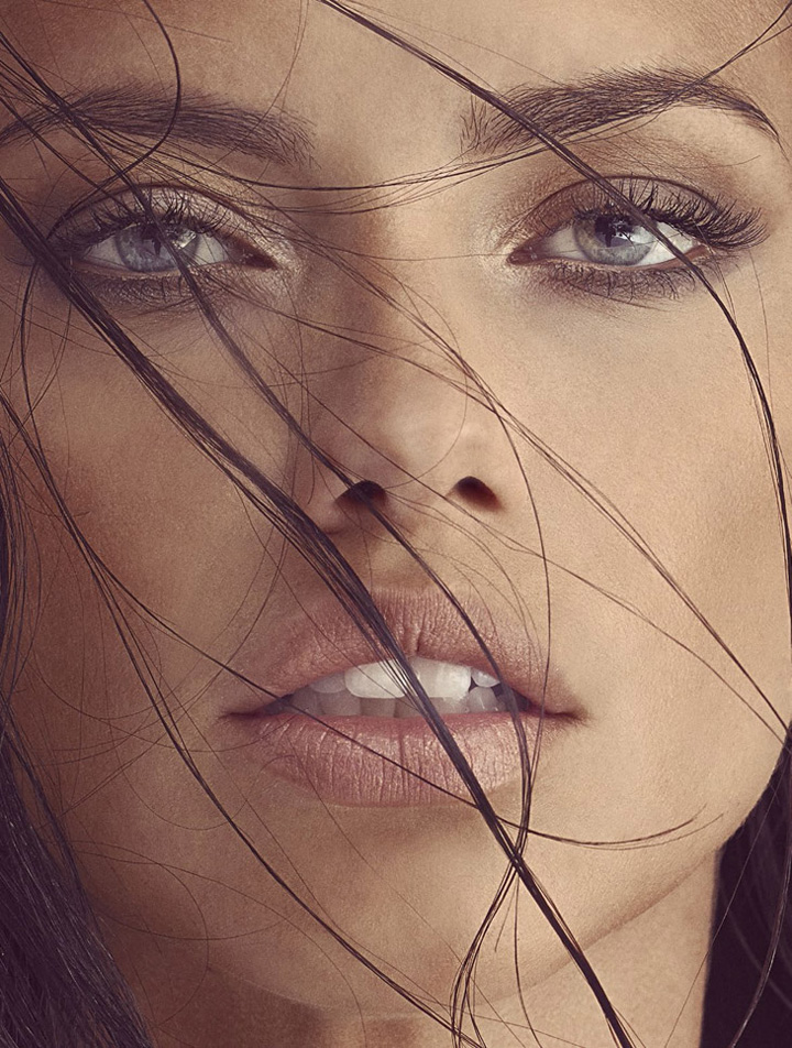 Adriana Lima《Vogue》土耳其版2014年5月号