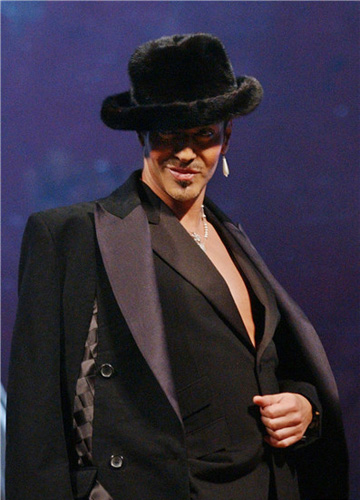 <a target='_blank' style='color: #666666;' href='http://brand.fengsung.com/johngalliano/' >John Galliano</a>：为中国着迷