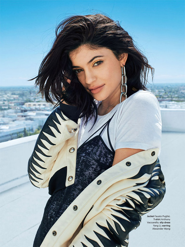 Kylie Jenner《Glamour》英国版2016年6月号