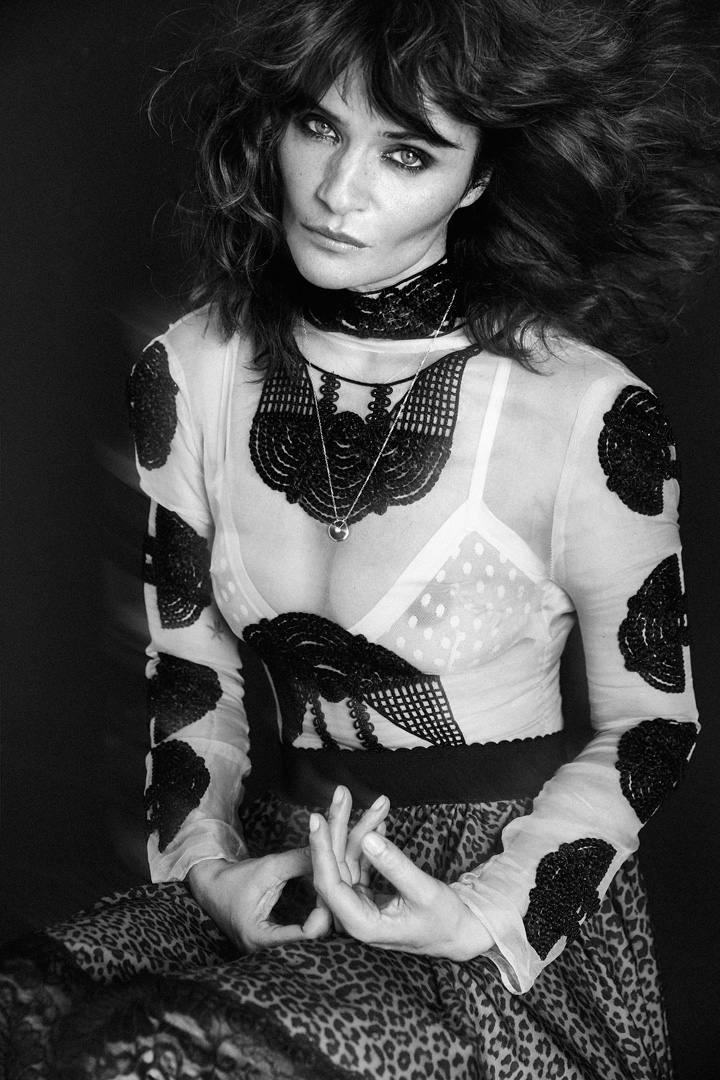 Helena Christensen《Vogue》葡萄牙版2016年9月号