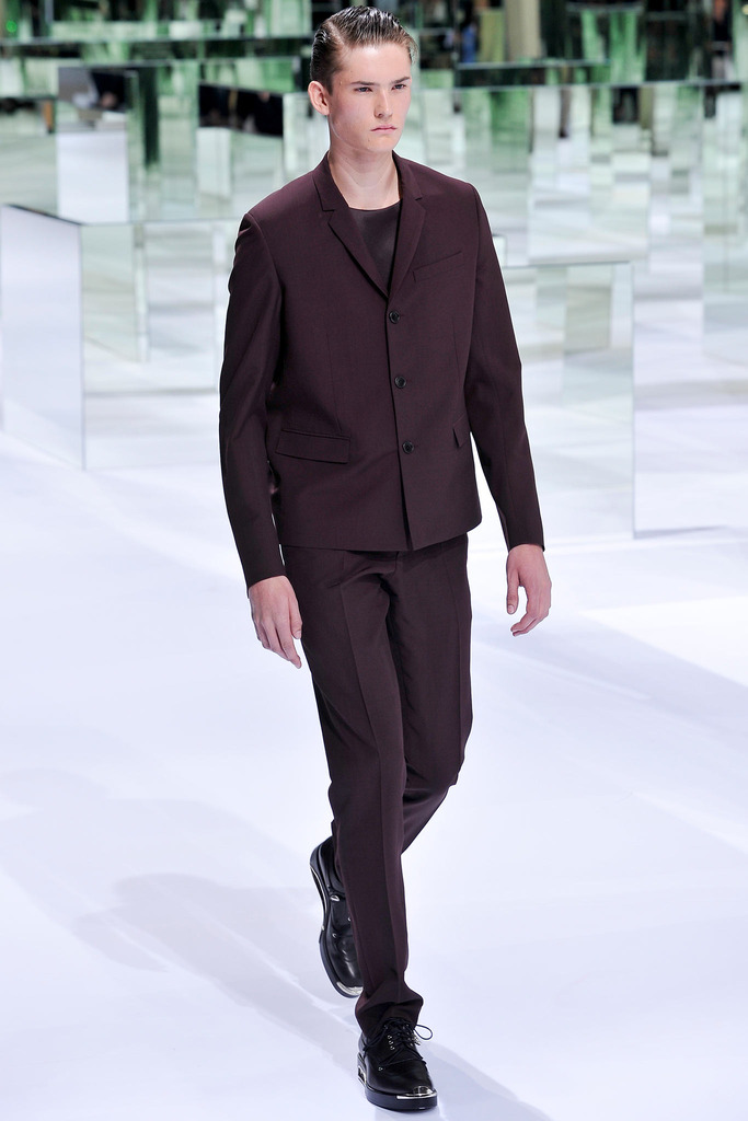 <a target='_blank' style='color: #666666;' href='http://brand.fengsung.com/dior/' >Dior</a> Homme 2014春夏男装流行发布