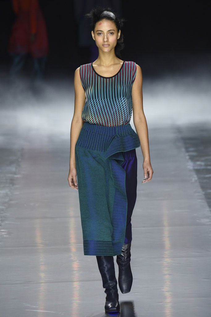 <a target='_blank' style='color: #666666;' href='http://brand.fengsung.com/IsseyMiyake/' >Issey Miyake</a> 2016秋冬流行发布