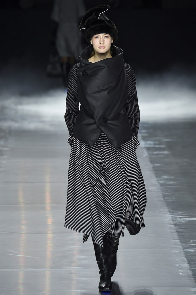 <a target='_blank' style='color: #666666;' href='http://brand.fengsung.com/IsseyMiyake/' >Issey Miyake</a> 2016秋冬流行发布