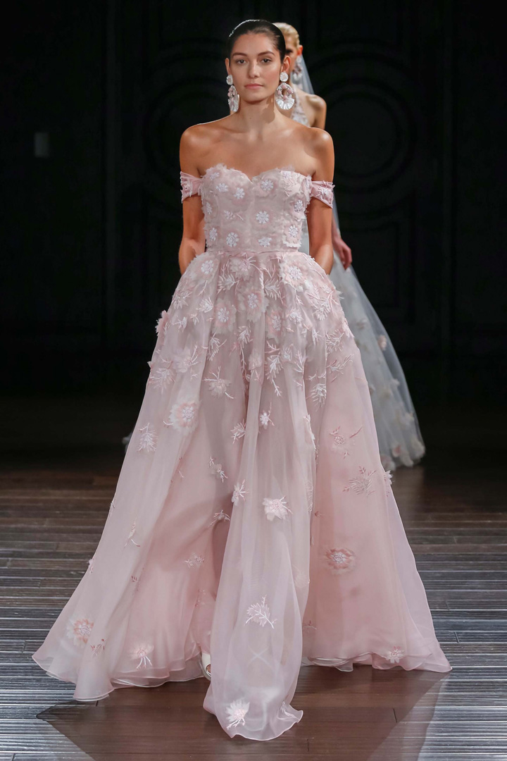 Naeem Khan 2017春夏婚纱秀