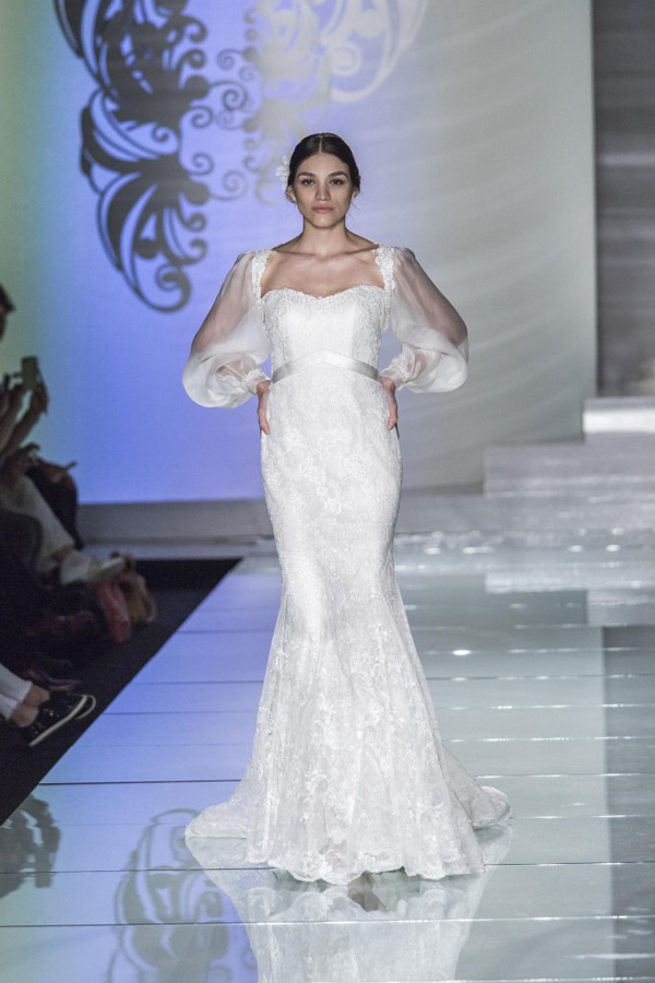 Lusan Mandongus 2017春夏系列婚纱秀