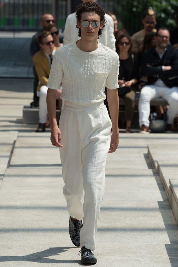 <a target='_blank' style='color: #666666;' href='http://brand.fengsung.com/IsseyMiyake/' >Issey Miyake</a> 2017春夏男装流行发布