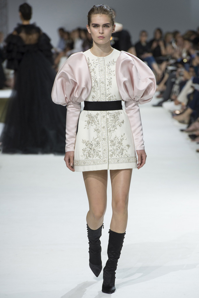 Giambattista Valli 2016秋冬高级定制流行发布