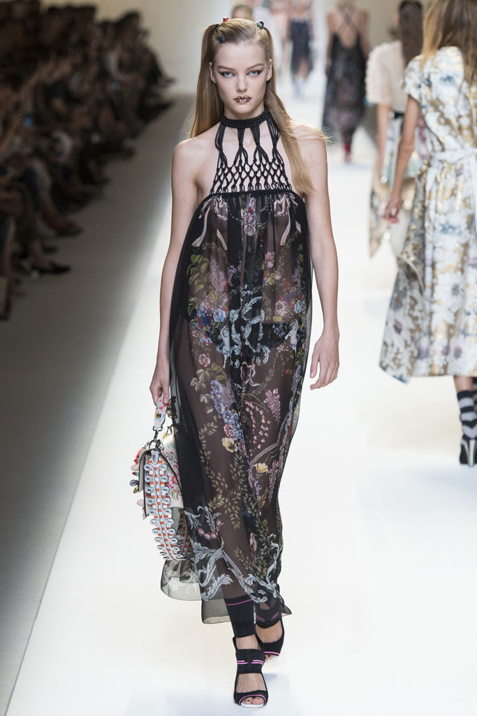 Fendi 2017春夏流行发布