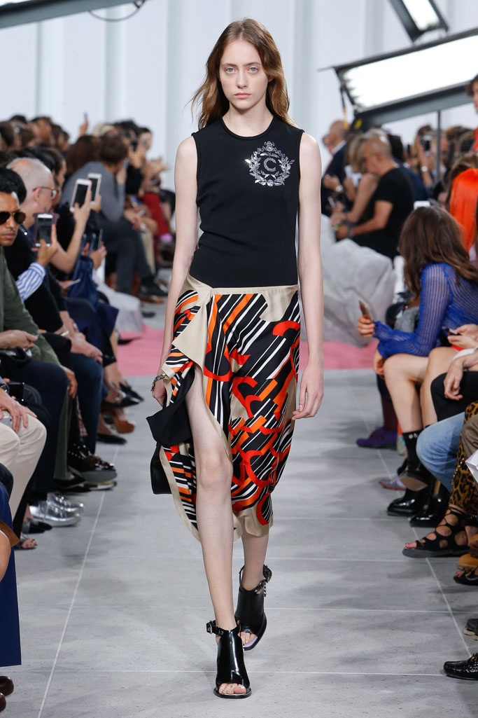 <a target='_blank' style='color: #666666;' href='http://brand.fengsung.com/Carven/' >Carven</a> 2017春夏流行发布