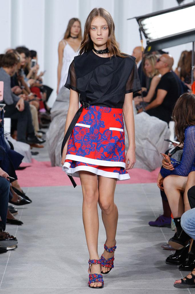 <a target='_blank' style='color: #666666;' href='http://brand.fengsung.com/Carven/' >Carven</a> 2017春夏流行发布