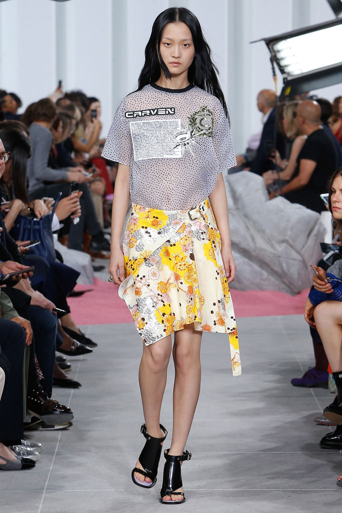 <a target='_blank' style='color: #666666;' href='http://brand.fengsung.com/Carven/' >Carven</a> 2017春夏流行发布