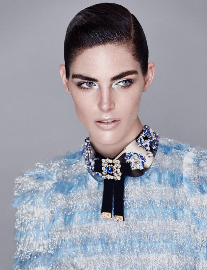 Hilary Rhoda《Harper’s Bazaar》哈萨克版2016年12月号