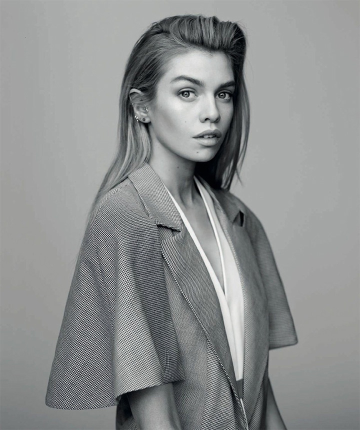 Stella Maxwell《Harper’s Bazaar》西班牙版2017年4月号