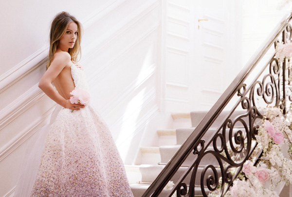 Natalie Portman 四度代言Miss Dior香水