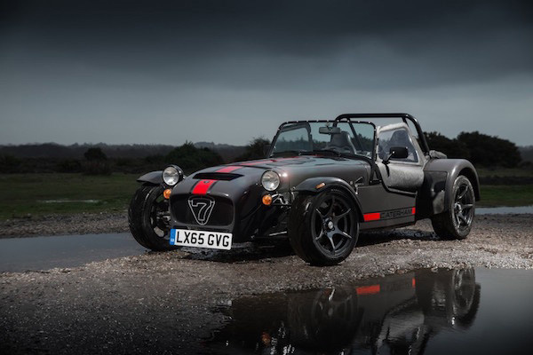 Caterham 发布Seven 620S超轻量跑车