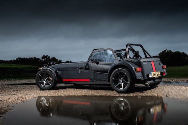 Caterham 发布Seven 620S超轻量跑车