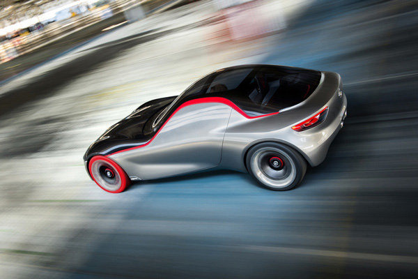 全新OPEL GT Concept 破茧登场