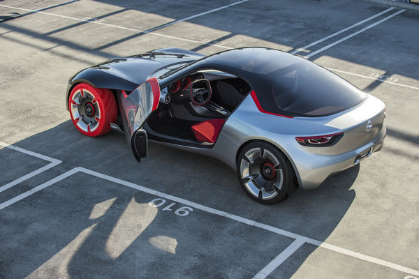 全新OPEL GT Concept 破茧登场