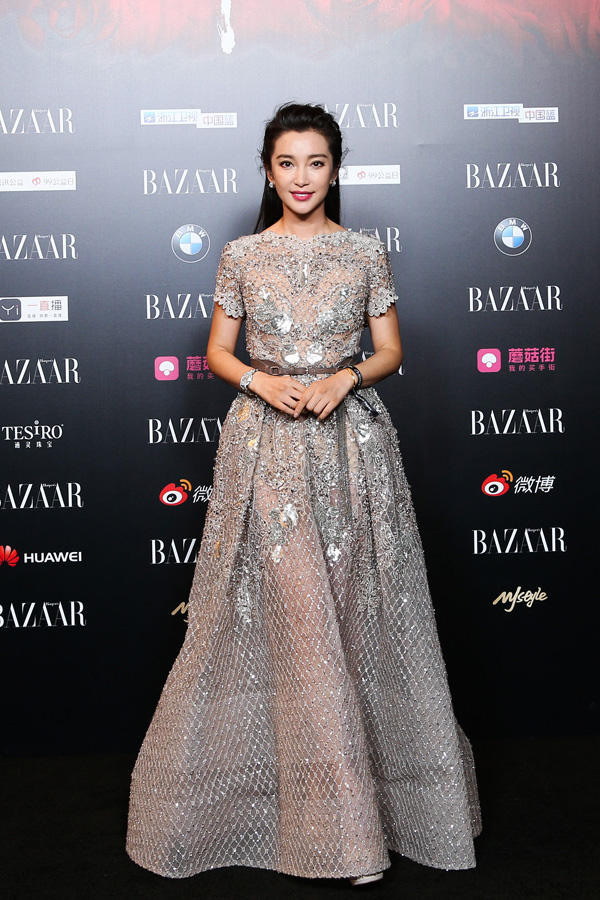 众星云集芭莎慈善夜 纷纷追捧Giuseppe Zanotti 