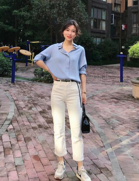 蓝色衬衫 九分裤
