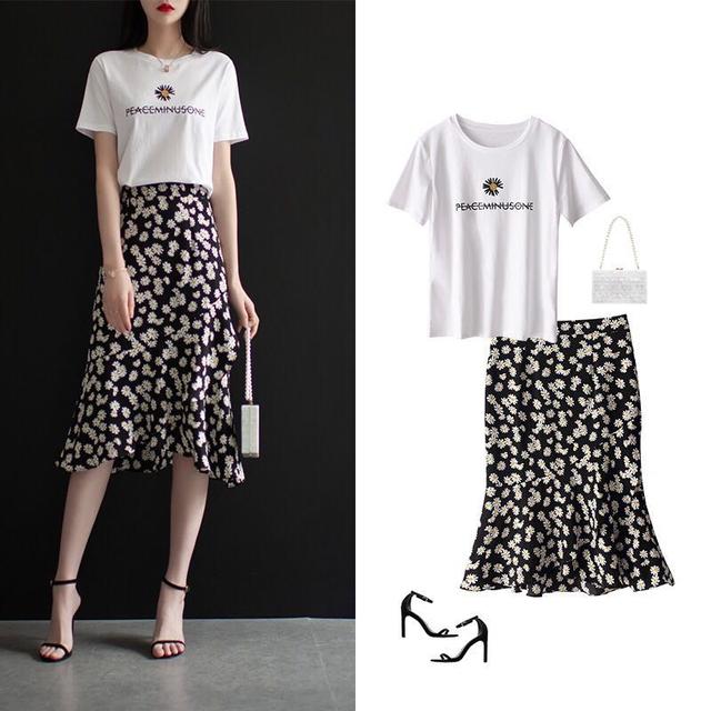 白色简约T恤 小雏菊碎花半身裙