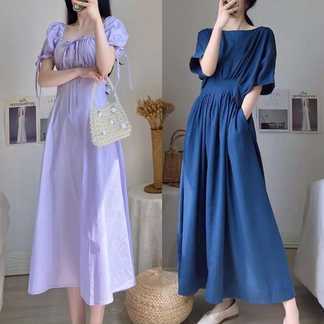 蓝色连衣裙 尖头奶奶鞋