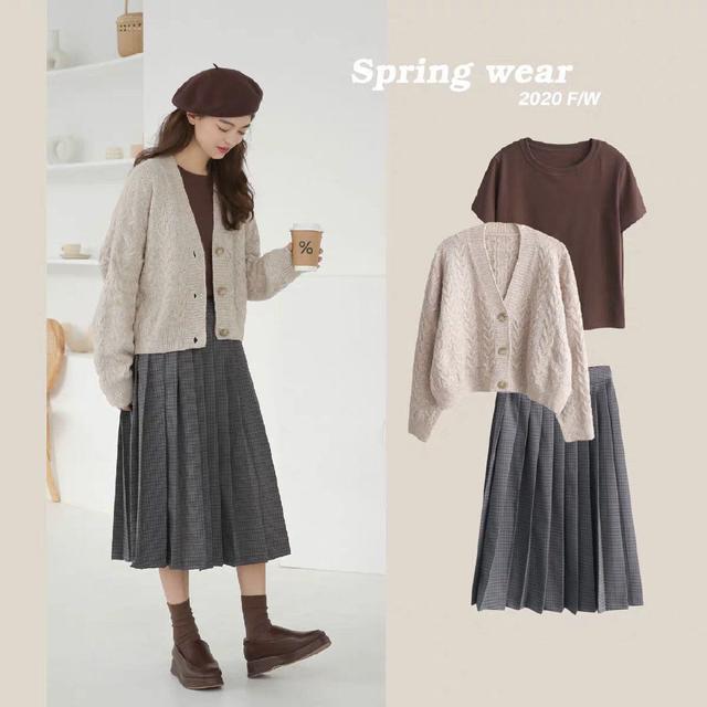 开衫外套 T恤 百褶裙