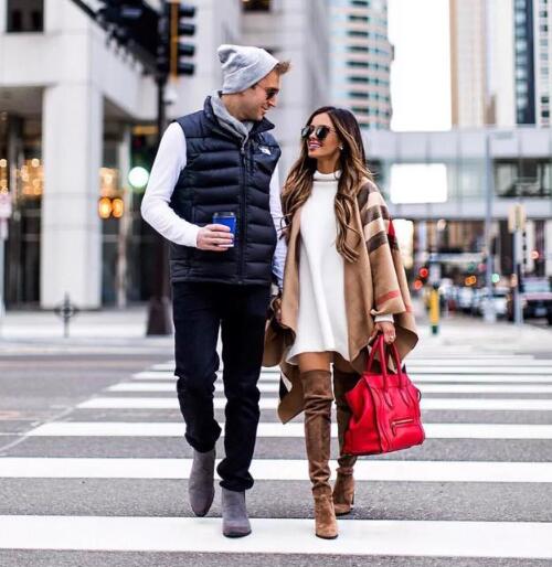 直筒形状的针织裙子