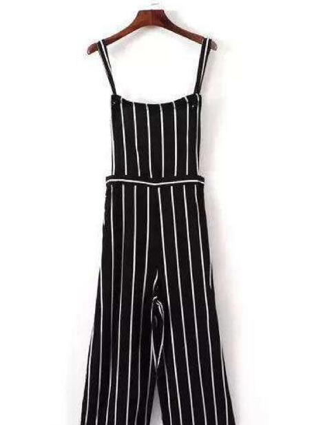 黑白条纹阔腿裤