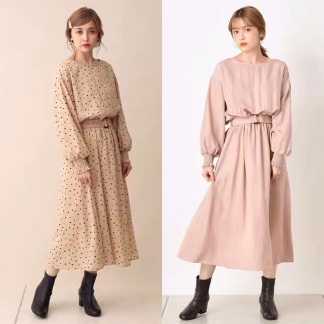 藕粉色束腰连衣裙 中筒小皮鞋