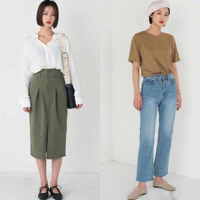 浅咖色T恤衫 直筒九分牛仔裤