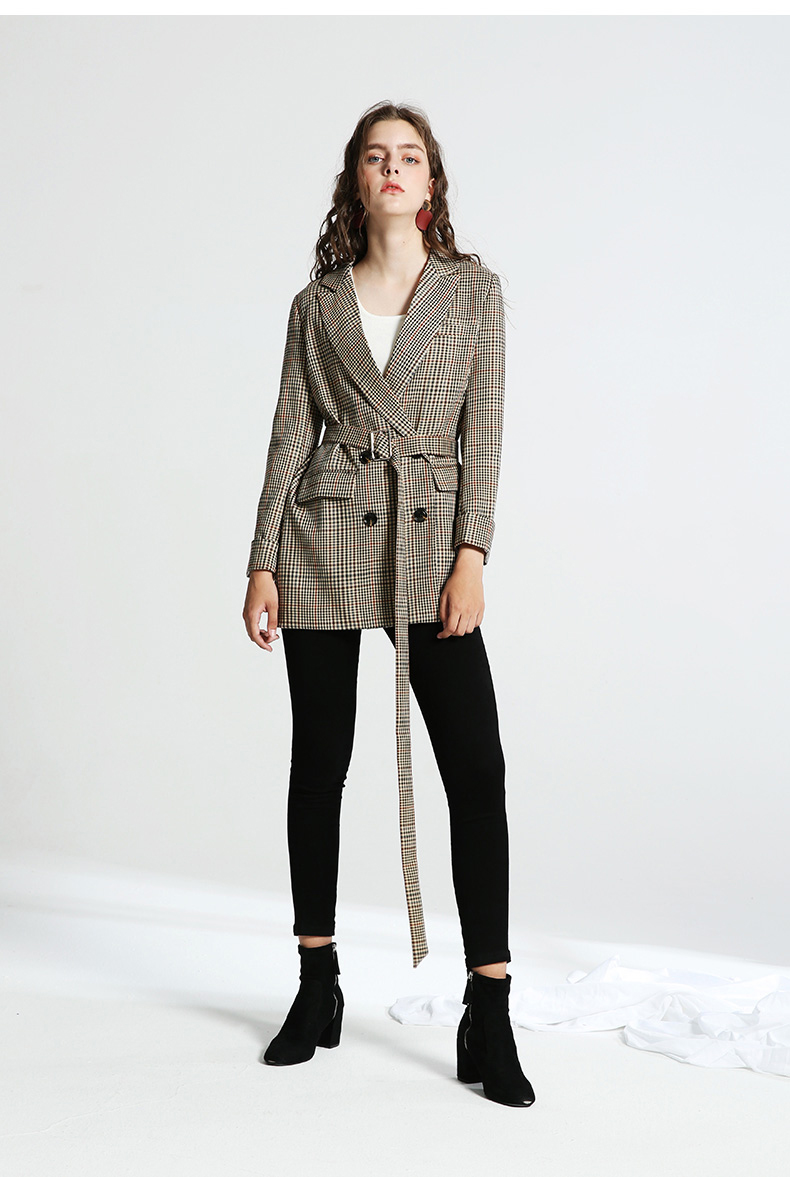 格纹设计西装