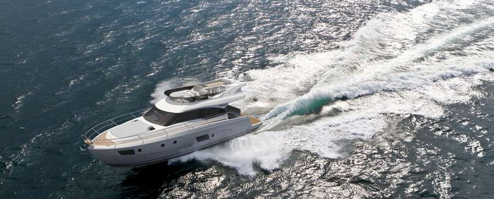 巴伐利亚豪华游艇Virtess系列威达420F被提名“2012/13年度欧洲最佳动力艇“大奖