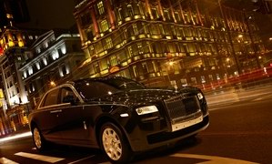劳斯莱斯（Rolls-Royce）发布“装饰派艺术典藏版”加长古思特车型