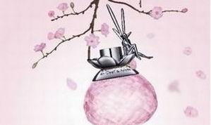 梵克雅宝推出Féerie Spring Blossom香氛
