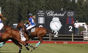Chopard 助力第二届法国女子马球公开锦标赛