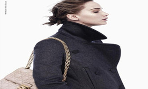 Jennifer Lawrence（詹妮弗·劳伦斯）完美演绎Miss Dior 2013秋冬手袋广告