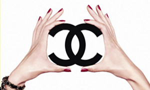 展现迷人跳跃的缤纷色彩 Chanel（香奈儿）指彩字母舞 