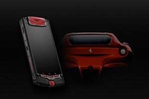 VERTU Ti Ferrari 限量版奢华手机接受预定