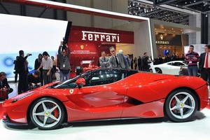 美国120辆LaFerrari 超级跑车销售一空